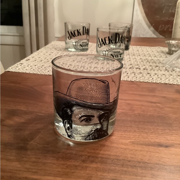Vintage new set of 4 Jack Daniels low ball glasses - Picture 5 of 7